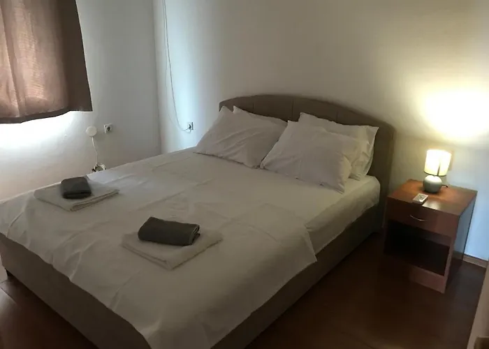 Pocanic\'S Apartment